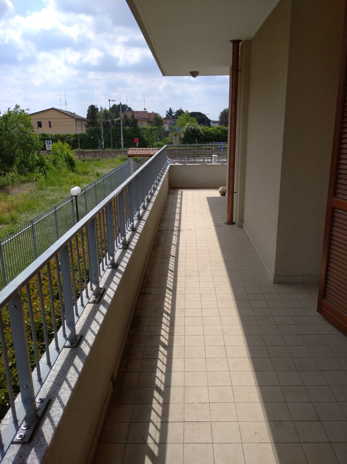 Rif A2208 MAGENTA: Comodo bilocale ARREDATO