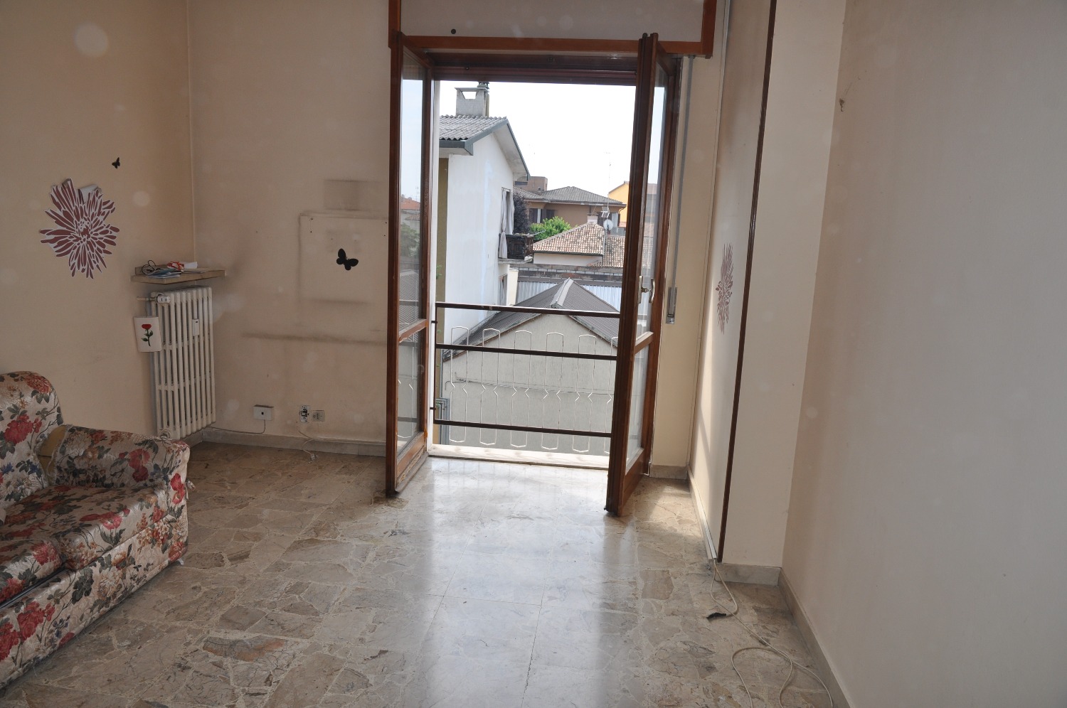 ABBIATEGRASSO: 3 locali + box € 600