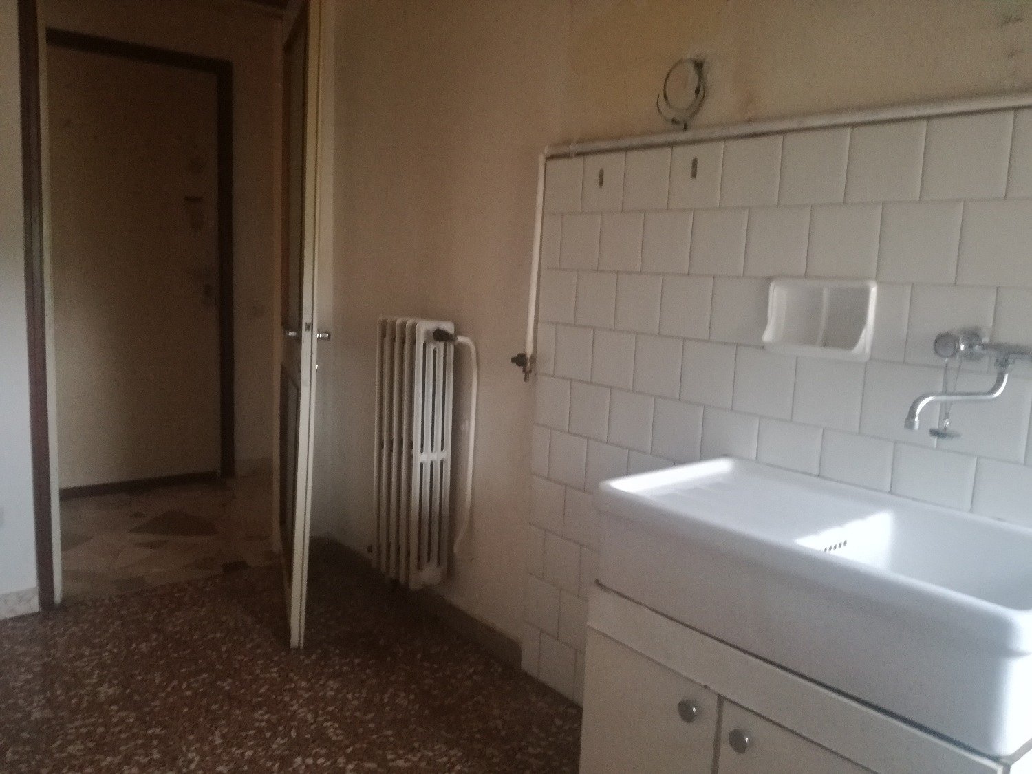 A115 MAGENTA Centro - Bilocale non arredato € 320