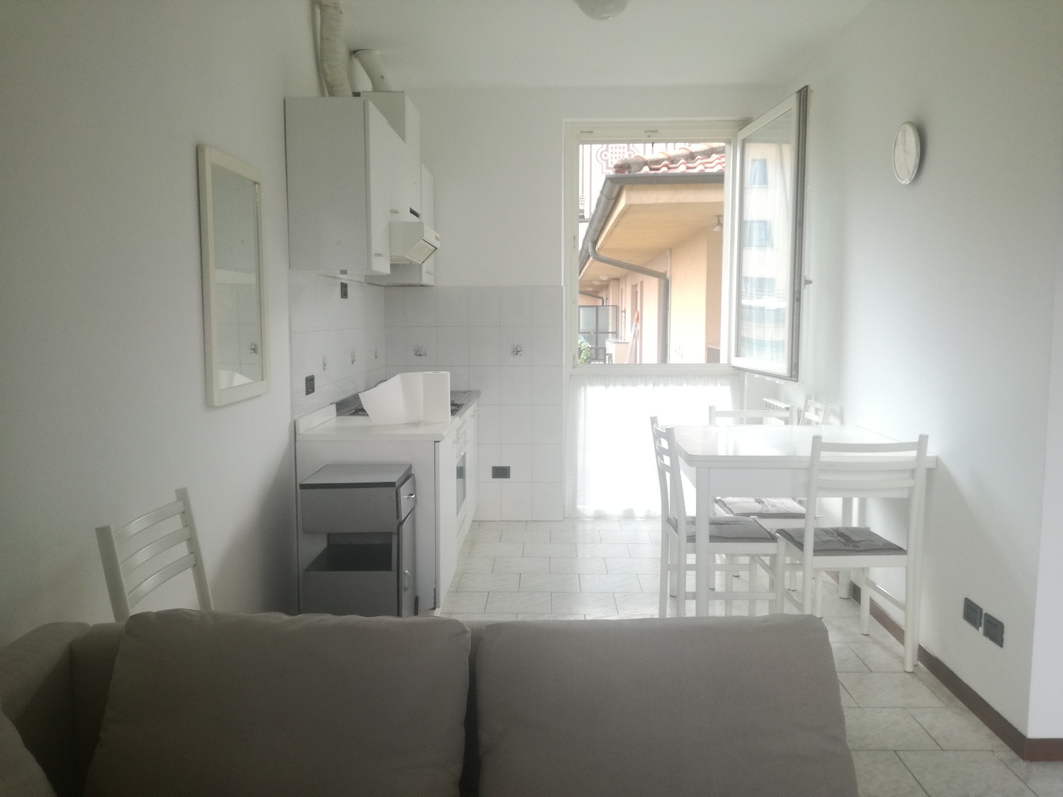 A2324 Magenta Centro: Bilocale ARREDATO risc aut. € 500