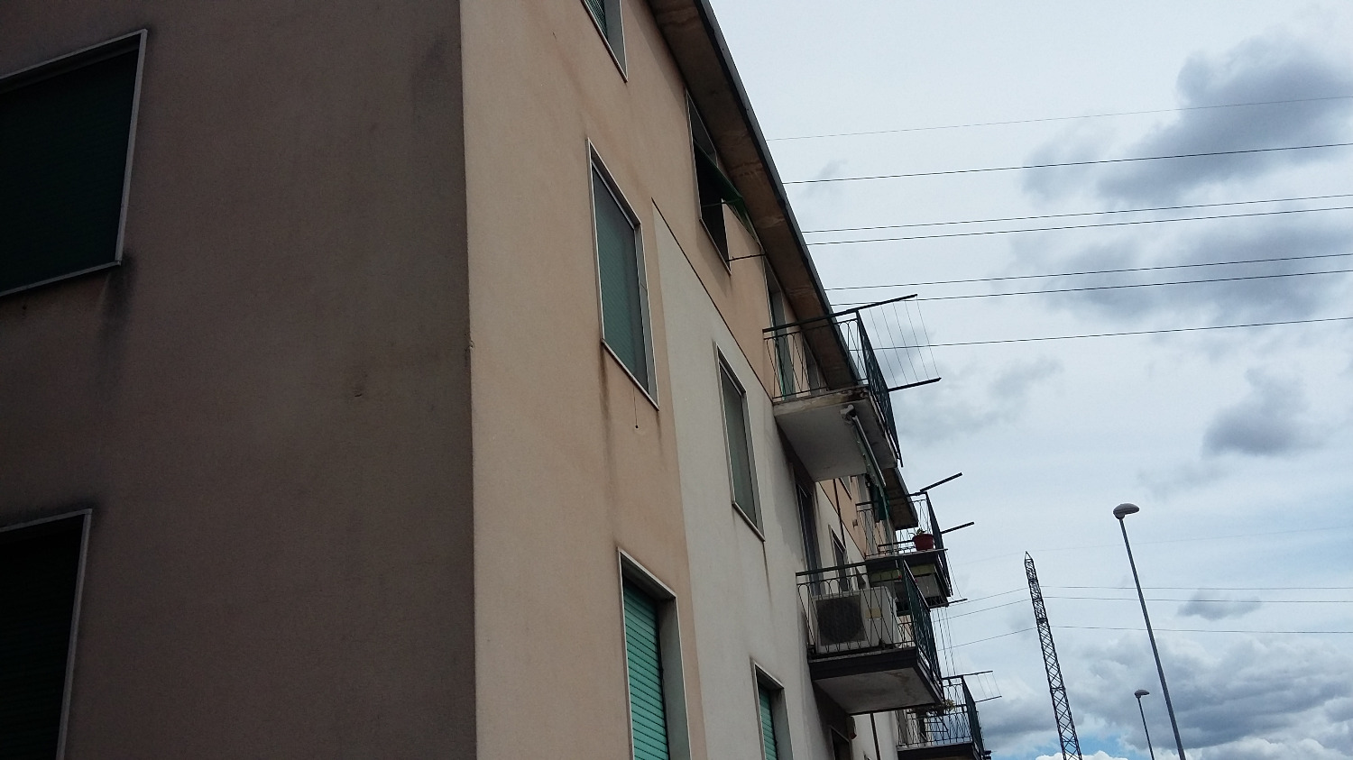 T3279 Magenta: ampio 3 locali + box € 120.000