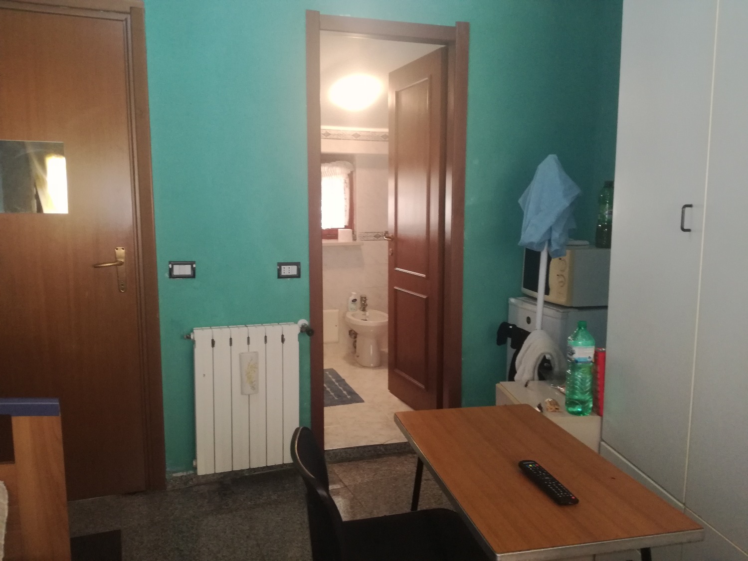 A137 Magenta: Monolocale arredato € 300