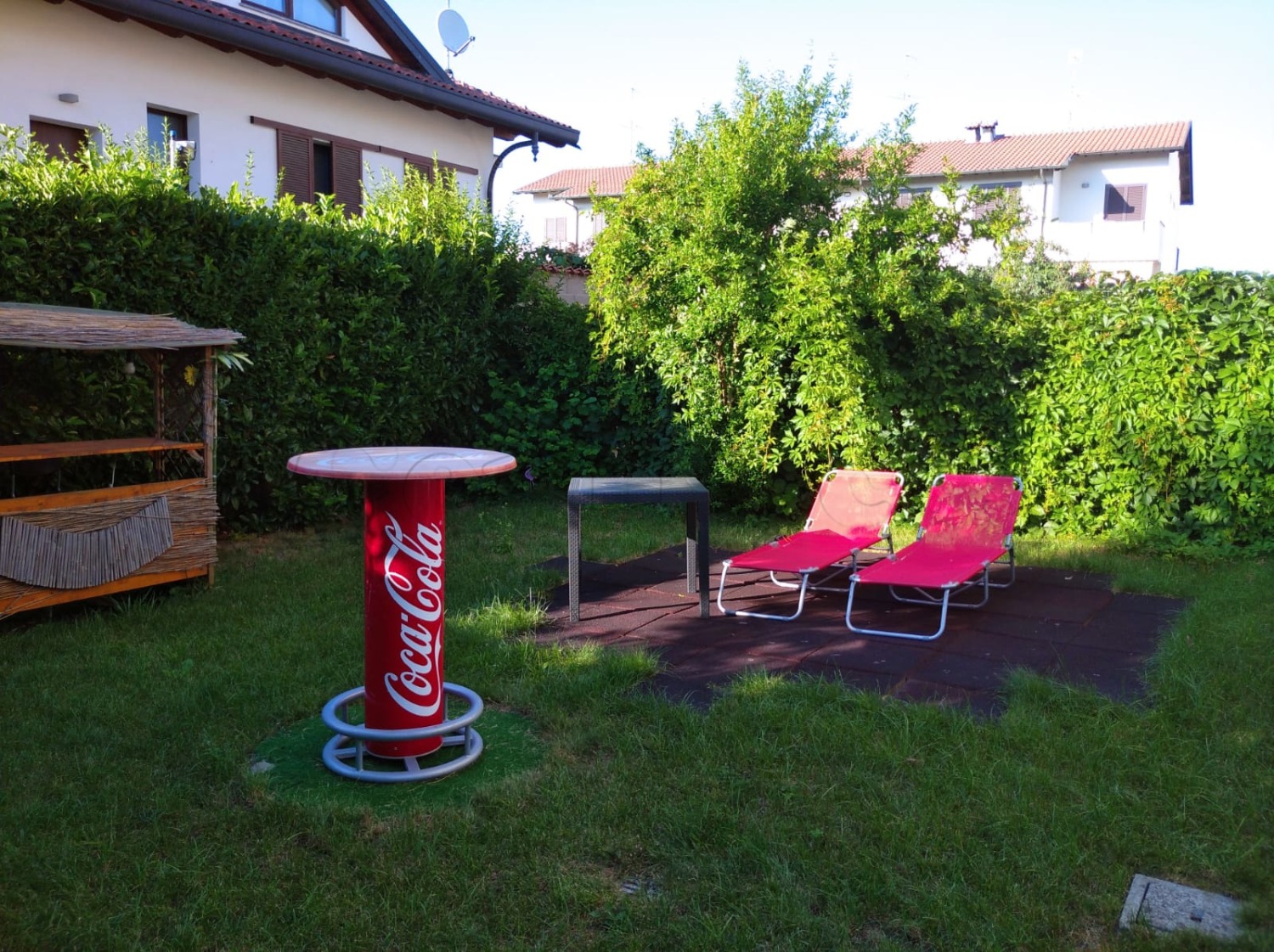 ROBECCO: MONOLOCALE+GRANDE GIARDINO IN CORTE € 100.000