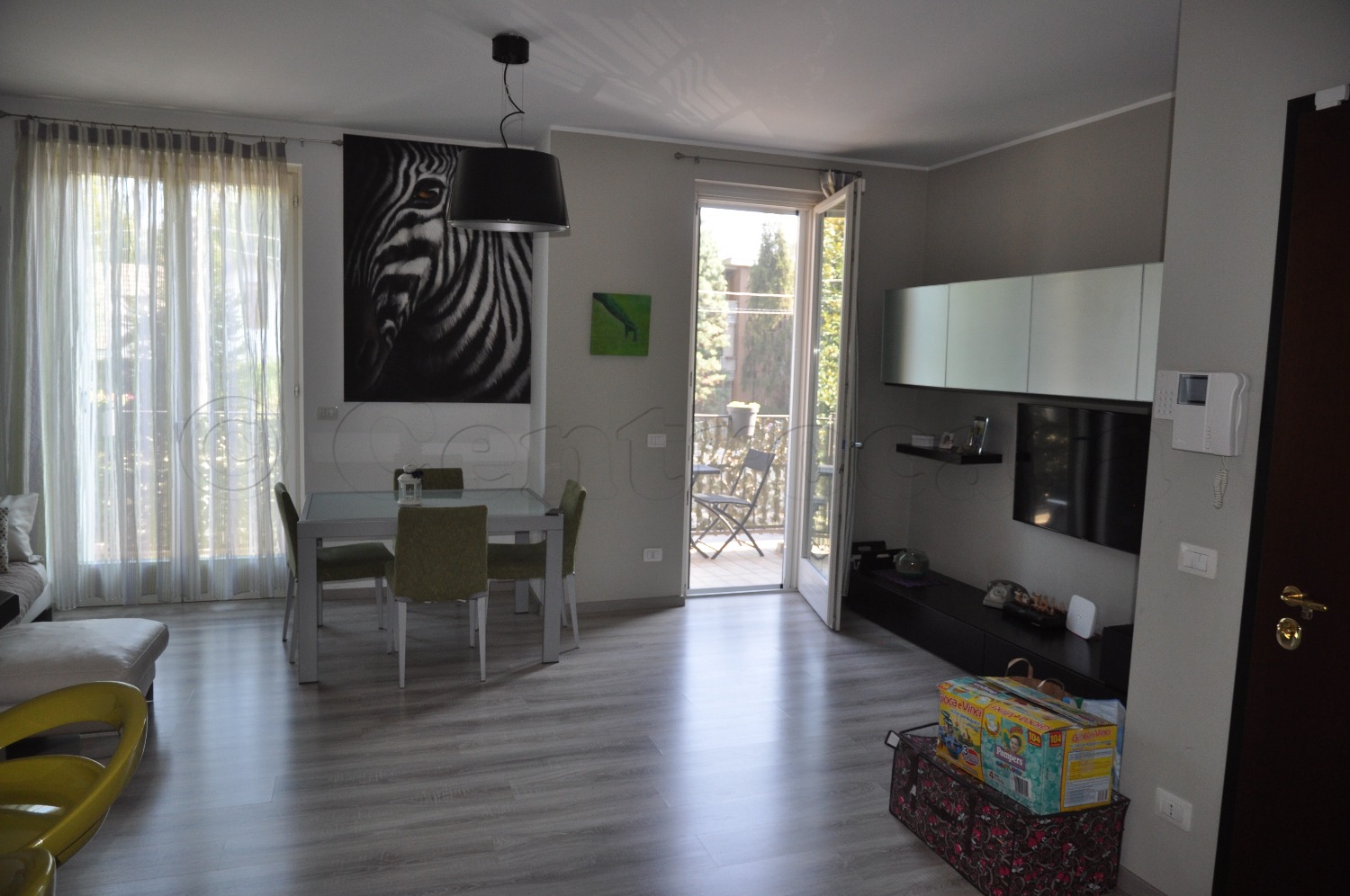 S.STEFANO: Elegante appartamento in centro € 178.000