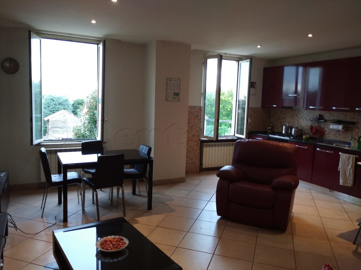 MARCALLO: 4 LOCALI CON GIARDINO CONDOMINIALE € 118.000