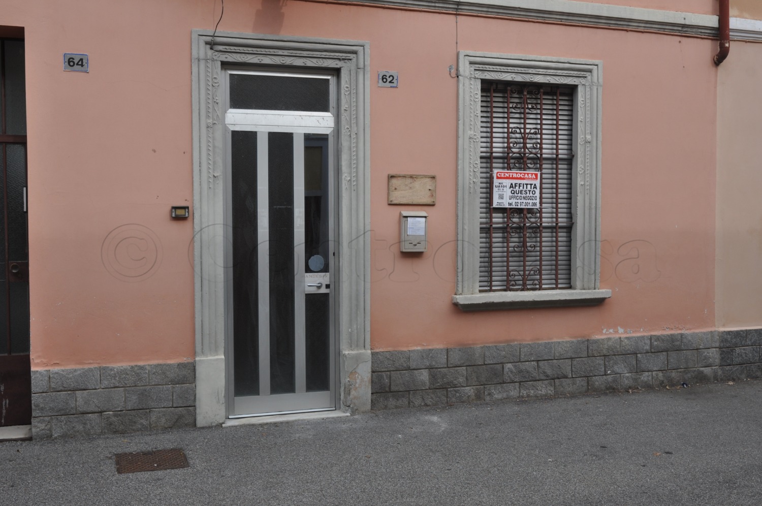 MAGENTA: PICCOLO LABORATORIO € 350