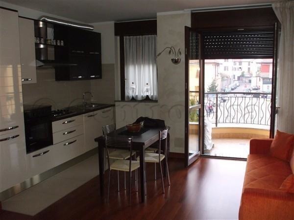 MAGENTA: RECENTE BILOCALE ARREDATO € 500