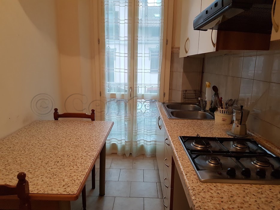 MAGENTA: IN CORTE 2 LOCALI ARREDATO € 530