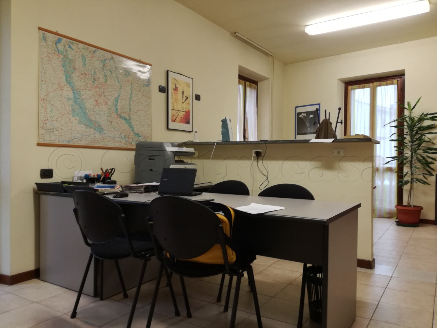 Rif. UA303 Magenta zona Stazione - Ufficio € 500