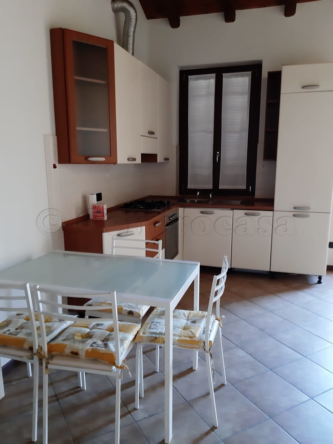 ROBECCO: IN CORTE BILOCALE ARREDATO MANSARDATO € 500