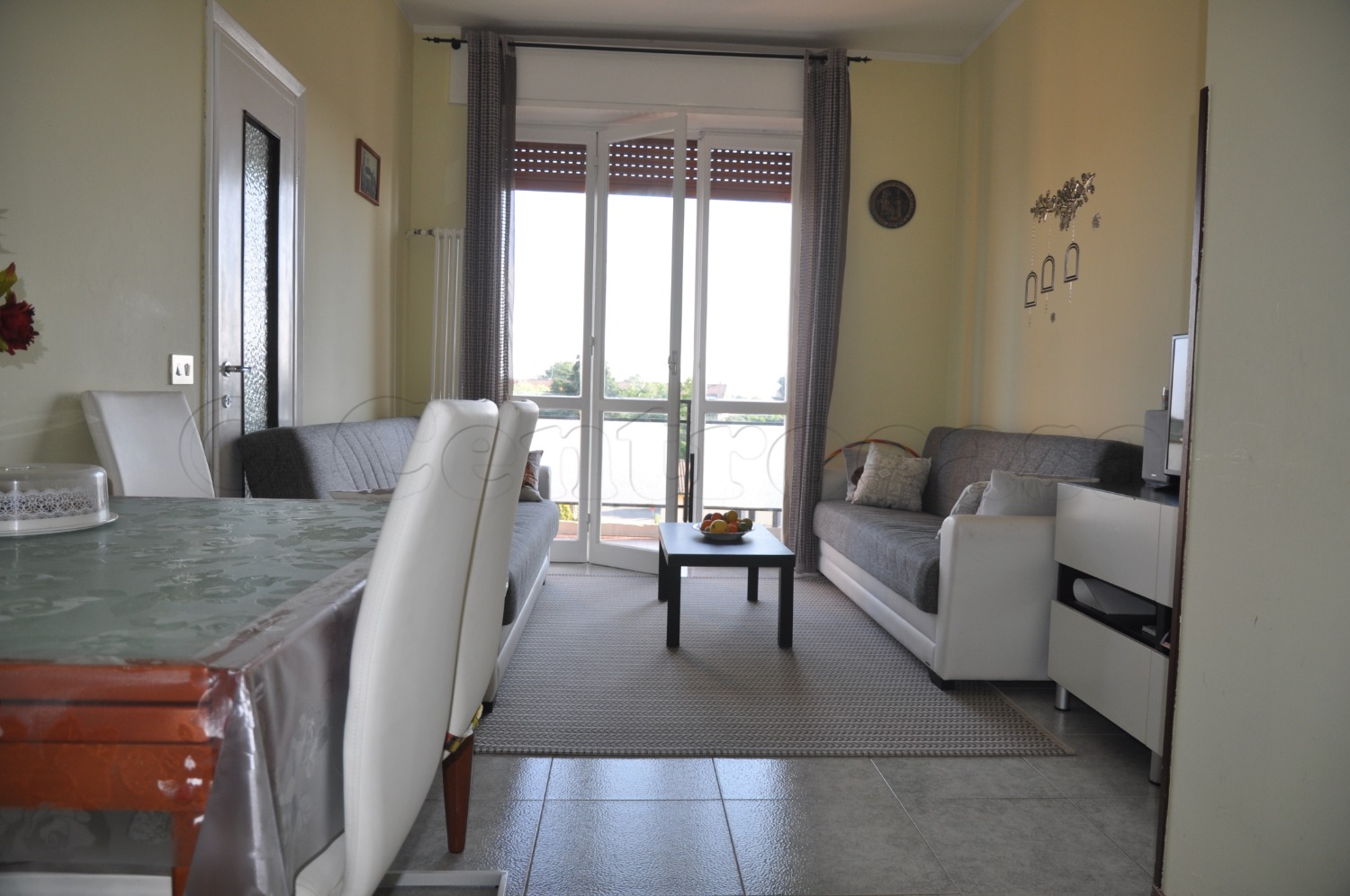 MAGENTA: PANORAMICO 2 LOCALI + BOX € 67.000