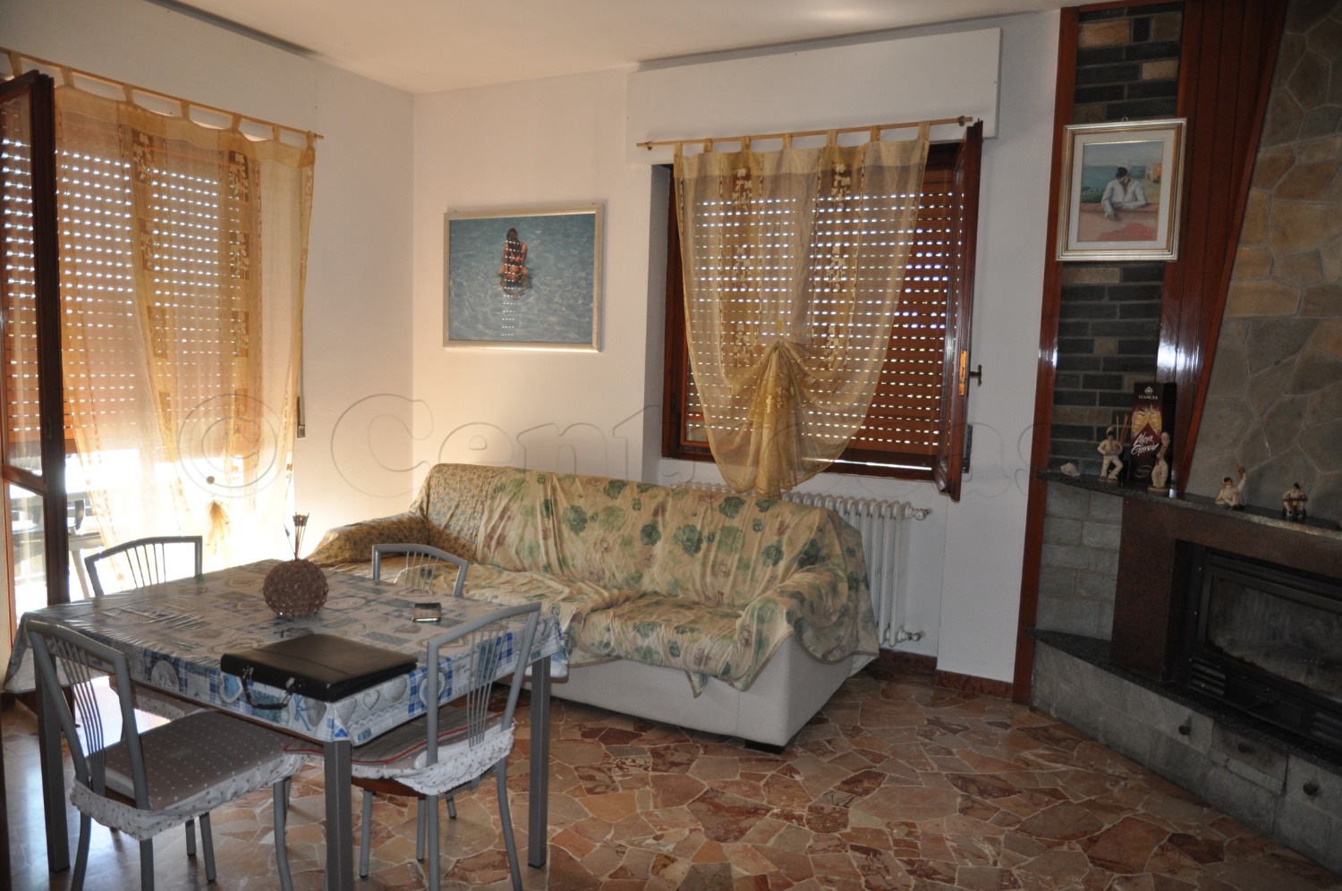 MARCALLO: 3 LOCALI+CAMINO IN MINIPALAZZINA € 110.000