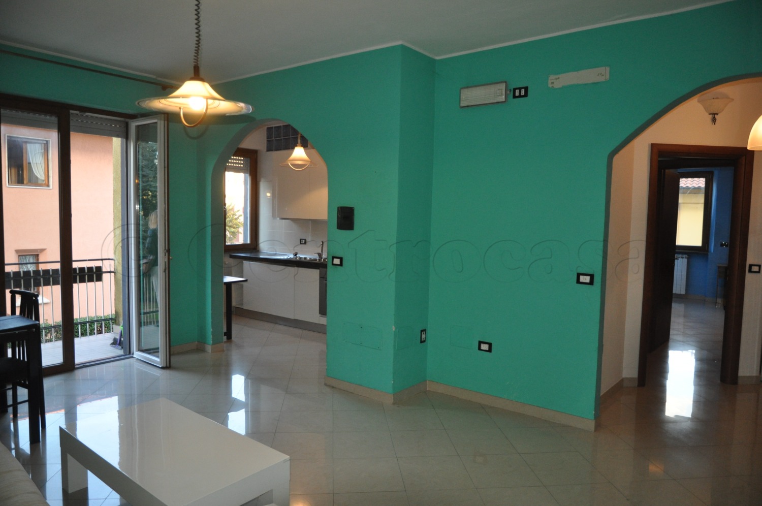 MAGENTA: STANZA SINGOLA ARREDATA in CONDIVISIONE € 300