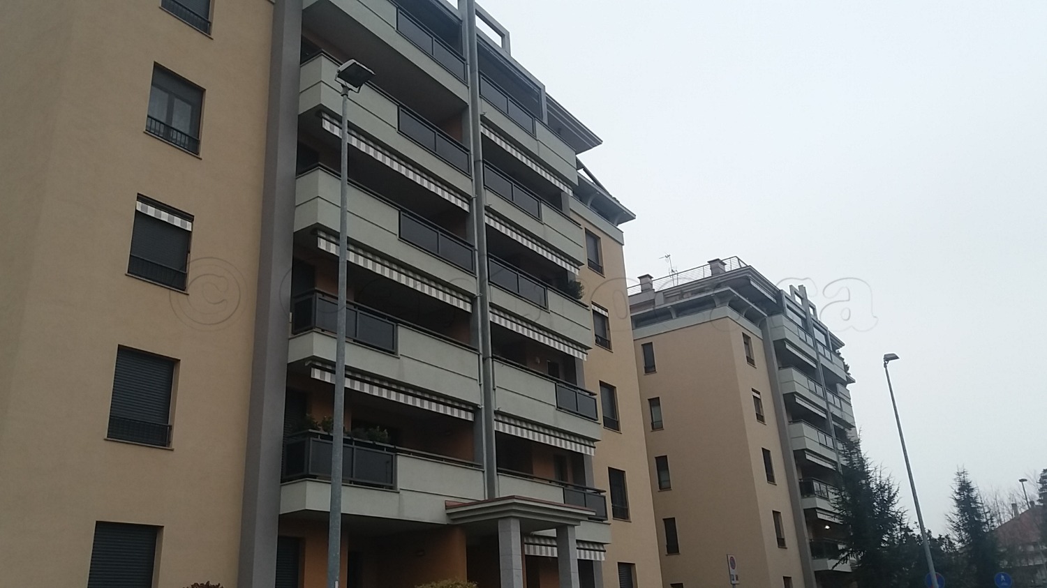 MAGENTA: RECENTISSIMO BILOCALE ARREDATO + BOX € 550