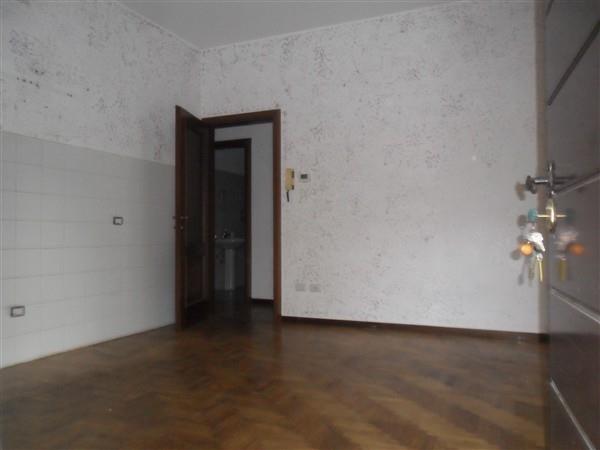 CORBETTA - BILOCALE IN CORTE € 580 - Rif.  A2172
