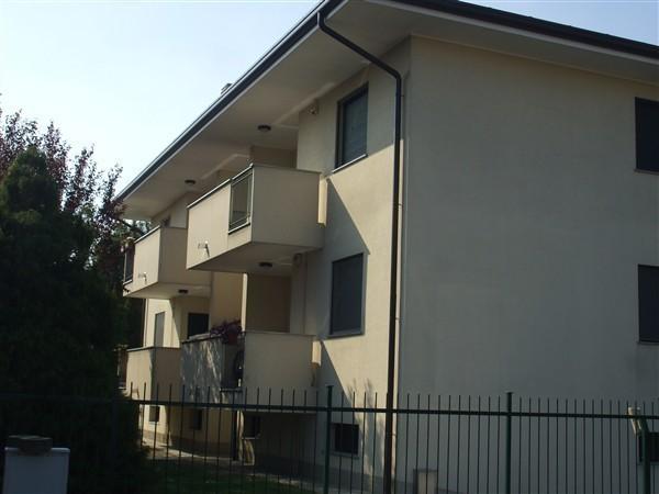 Rif A219 Magenta: BILOCALE ARREDATO € 440