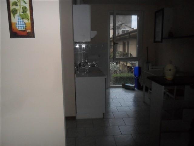 A2260 MAGENTA Bilocale ARREDATO risc aut. € 550