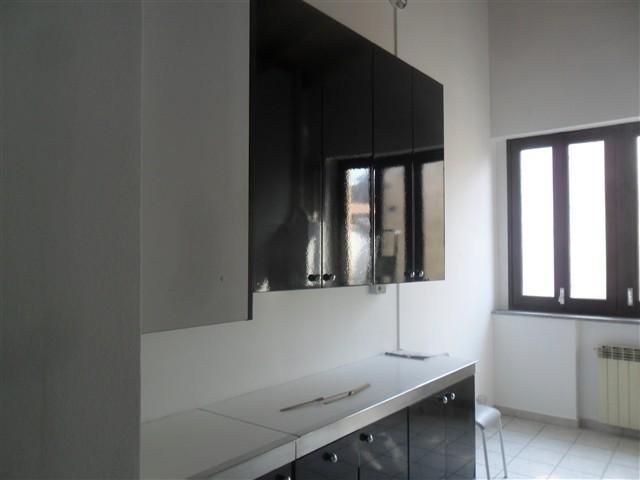 Rif. A2264 Magenta: 2 locali ARREDATO IN CORTE € 400