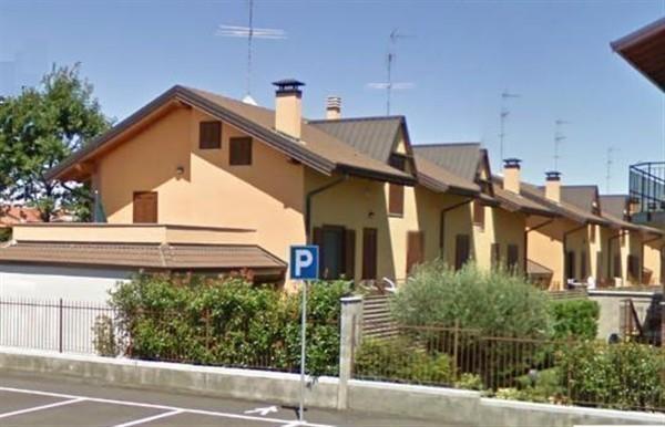 T3295 Buscate: Villa binata nuova € 215.000