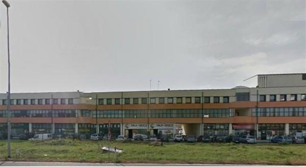 LA309 Magenta: 2 uffici di 80 mq a € 600 mensili l'uno