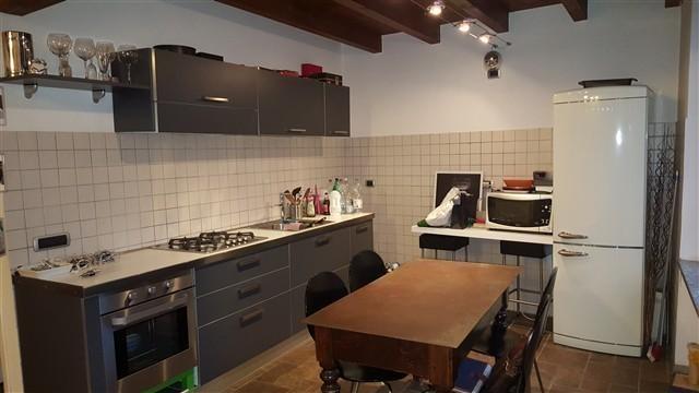 CENTRO - IN CORTE 2 locali con SOPPALCO € 115.000 T110