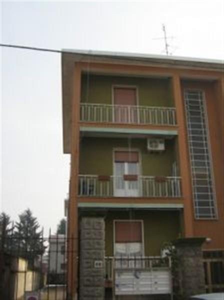 Rif. T201  Magenta - 2 LOCALI € 47.000