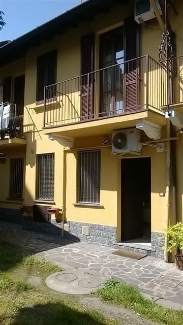 T2122 MAGENTA CENTRO: BILOCALE IN CORTE € 99.000