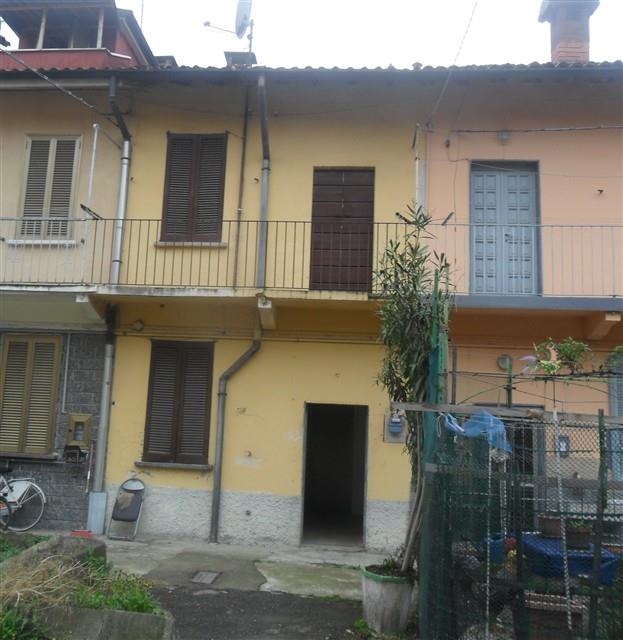 STAZIONE -  BILOCALE in CORTE € 50.000