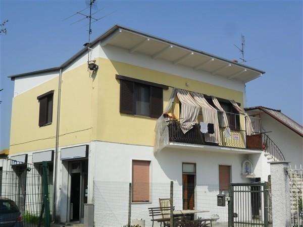 SAN ROCCO -  App.to in Villa 3 locali € 180.000 T3118