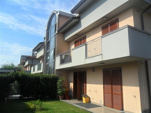 MESERO - 3 LOCALI con GIARDINO 155 mq € 175.000 - T3220