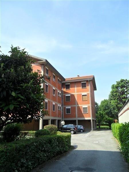 T410 Magenta Zona - 4 LOCALI luminoso - € 119.000