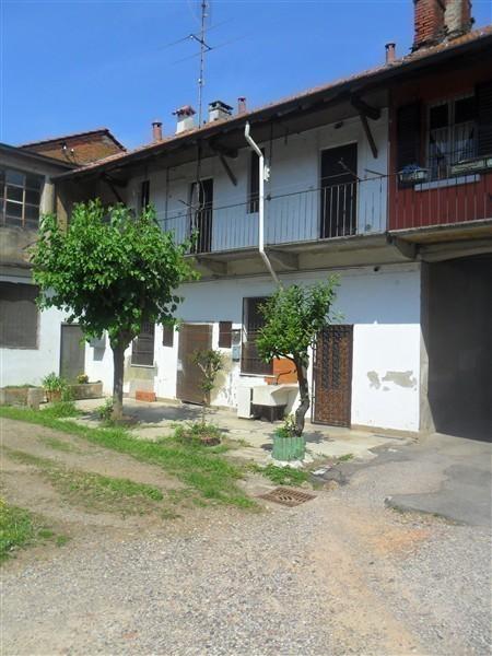 Rif T454 MAGENTA,  Soluzioni indip € 240.000