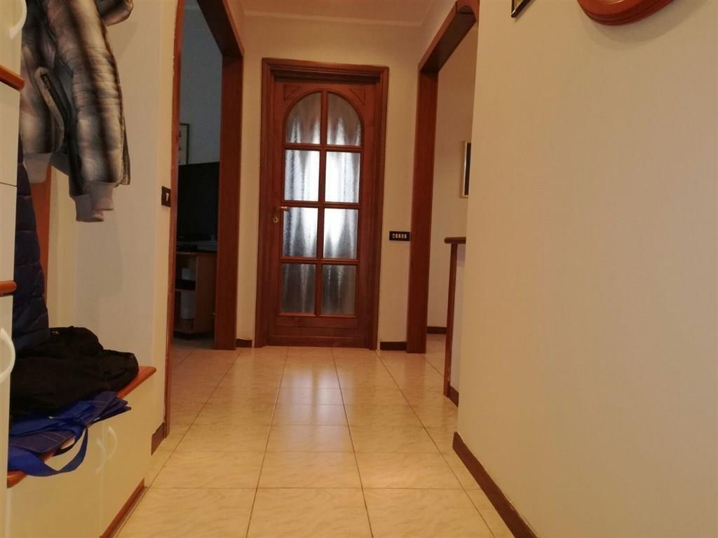 Rif T458 MAGENTA:3 LOCALI AMPIO RISTRUTTURATO € 98.000