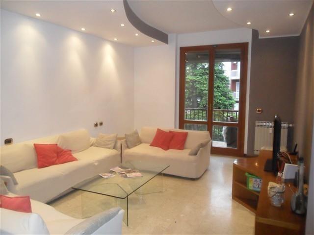 MAGENTA CENTRO 4 LOCALI su due livelli € 210.000 T3207