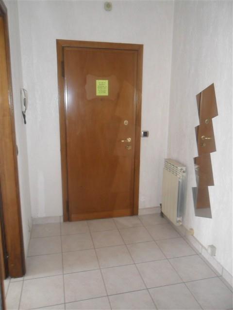 T524 Cuggiono: Appartamento 5 locali € 110.000