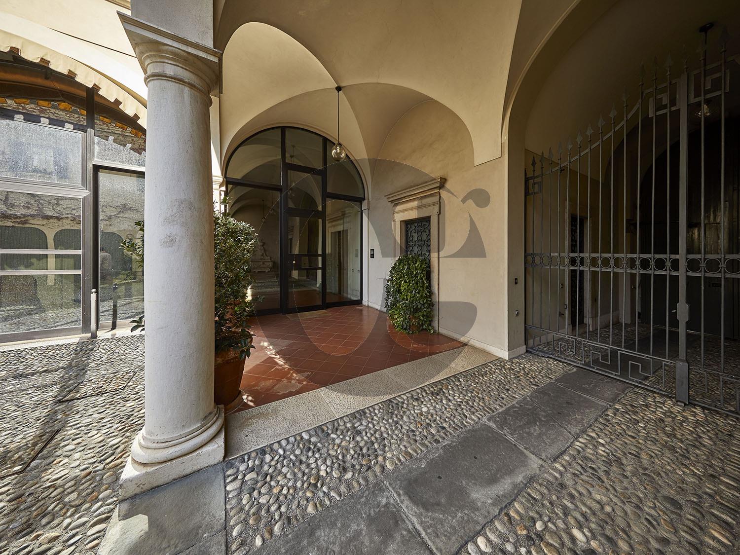 Brescia centro ufficio Palazzo Martinengo in vendita